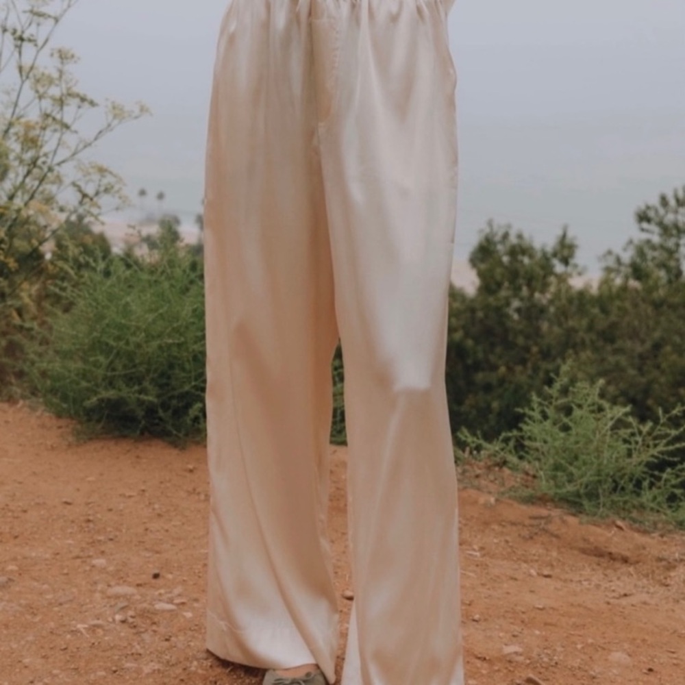 Daily Drills Silky Pants